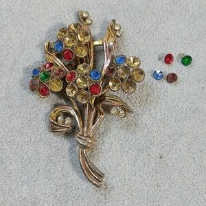 Vintage Brooch For Repair